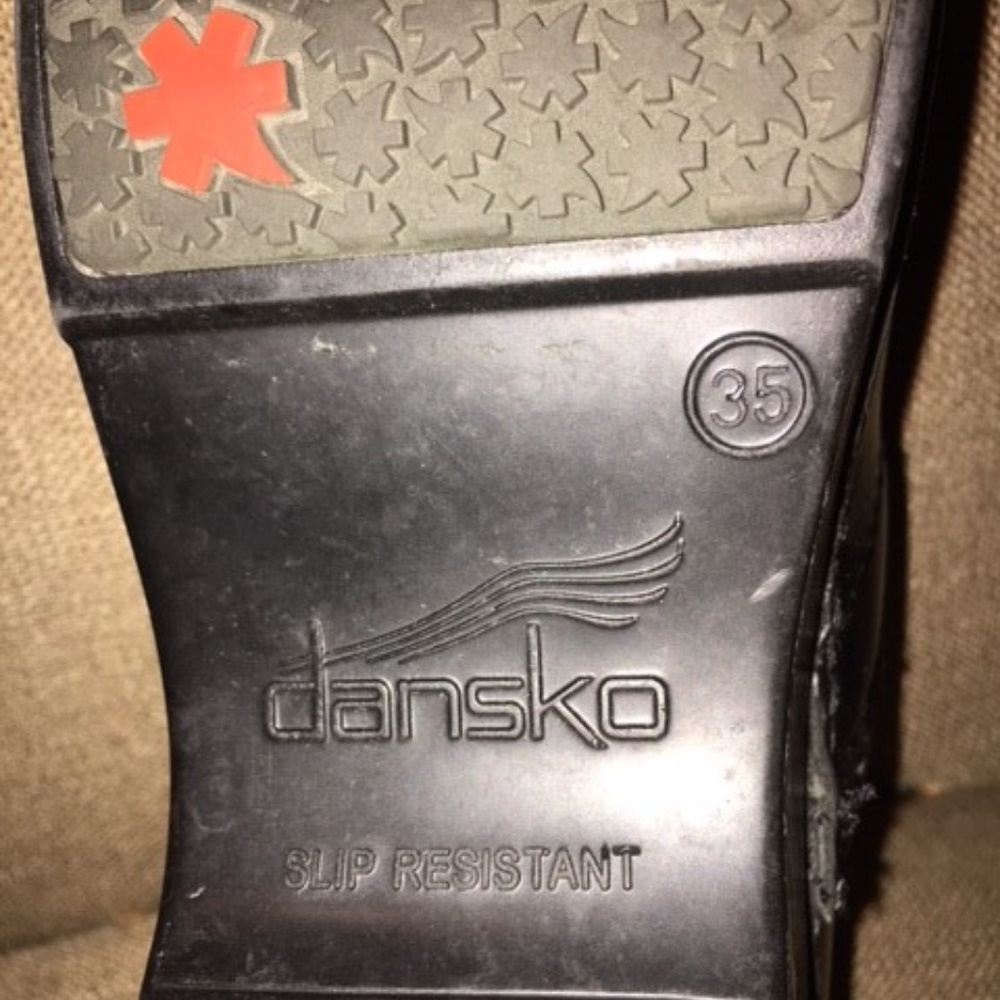 Shoes - Picture 3 of 4